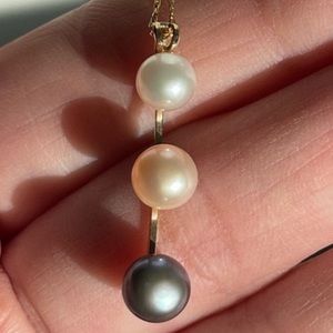 10kt Gold Pendant & Chain